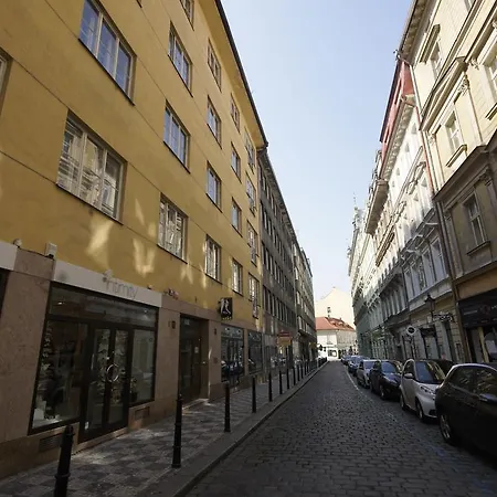 Benediktska * Prague
